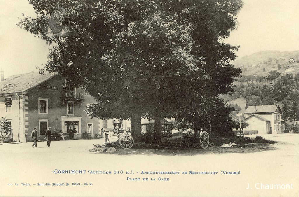 Cornimont/Cornimont (Altitude 510 m.). Place de la Gare